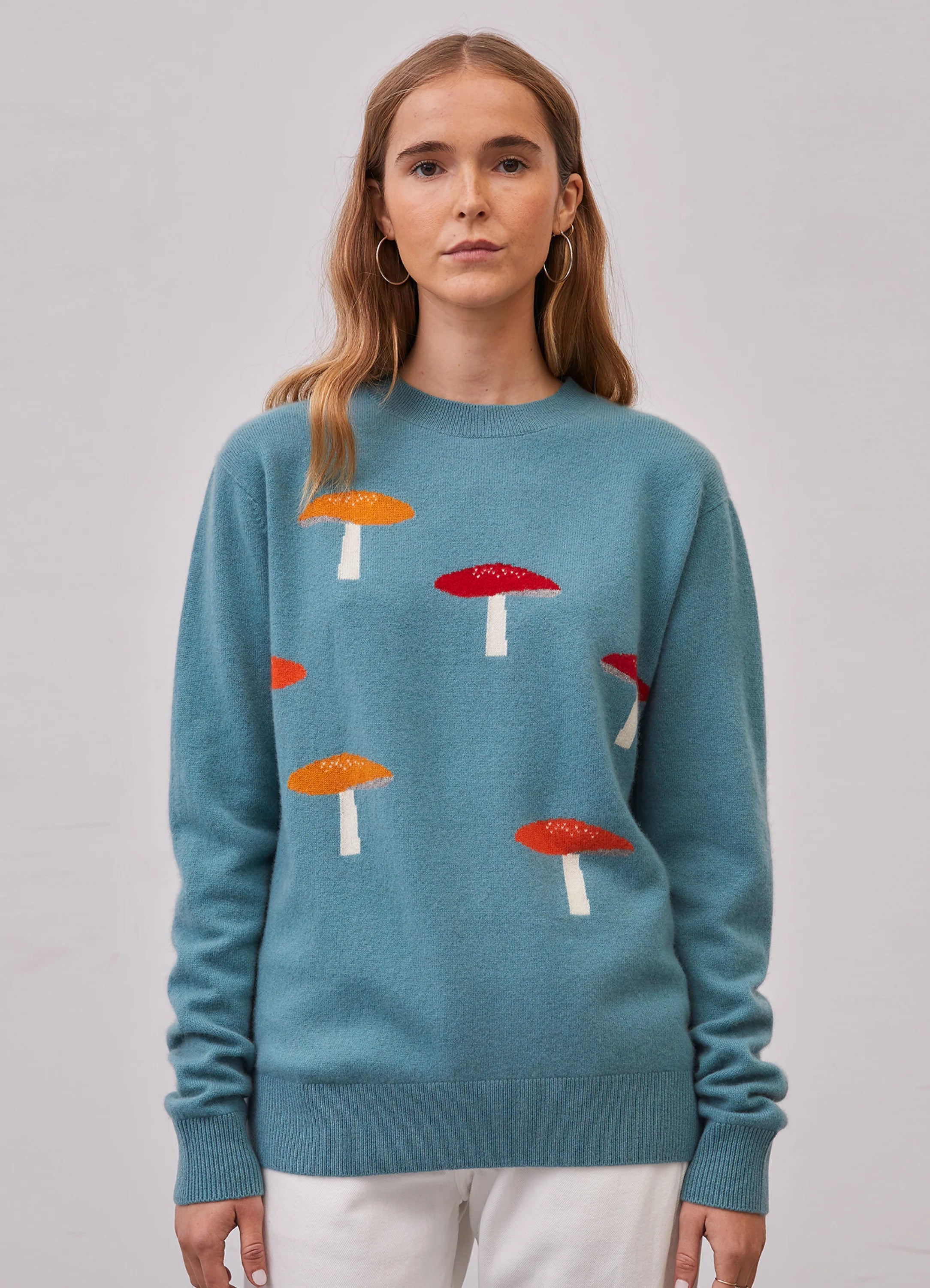 Le mannequin mesure 1m73 et porte une taille XS.