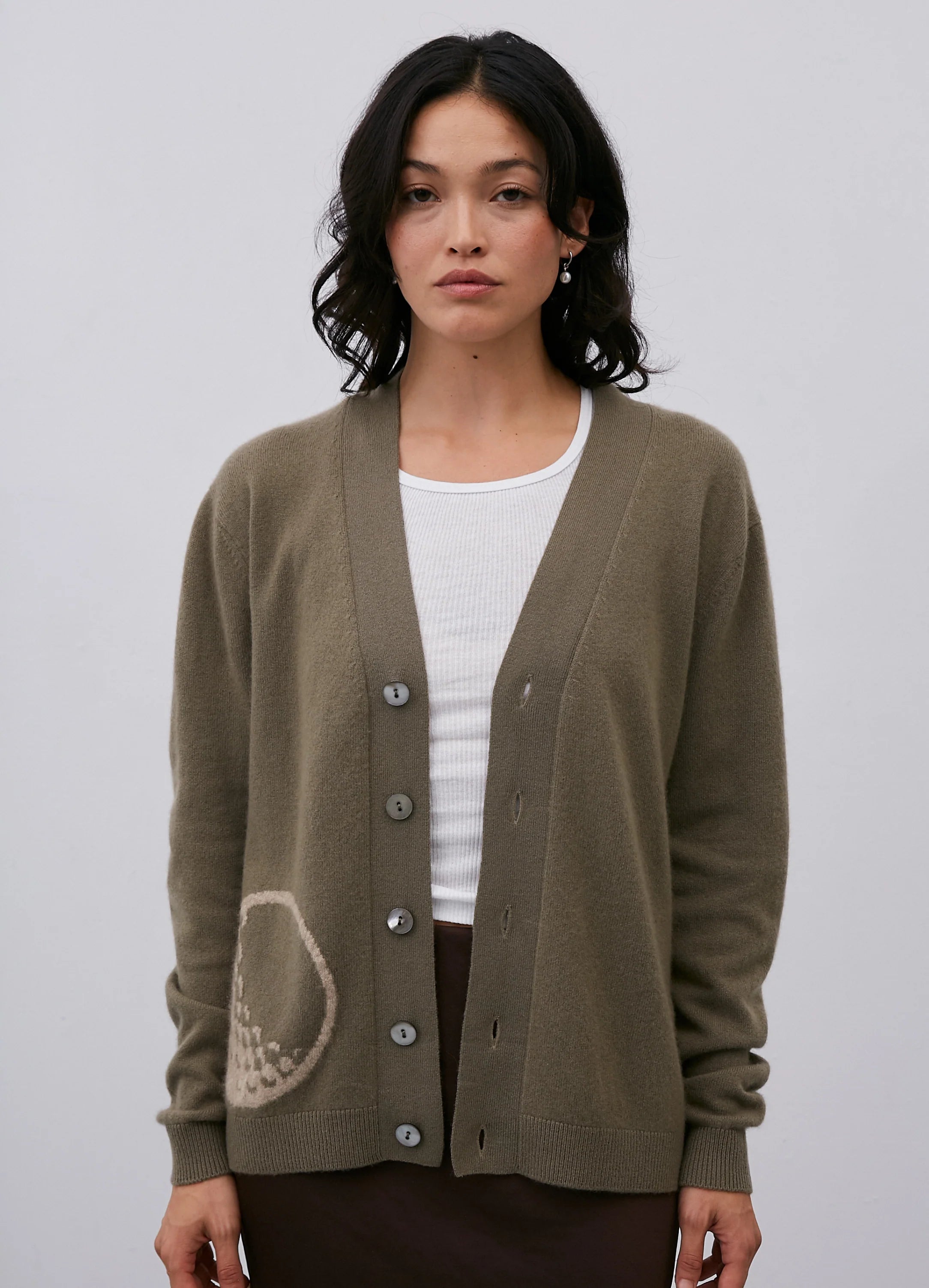 Le mannequin mesure 1m73 et porte une taille XS.